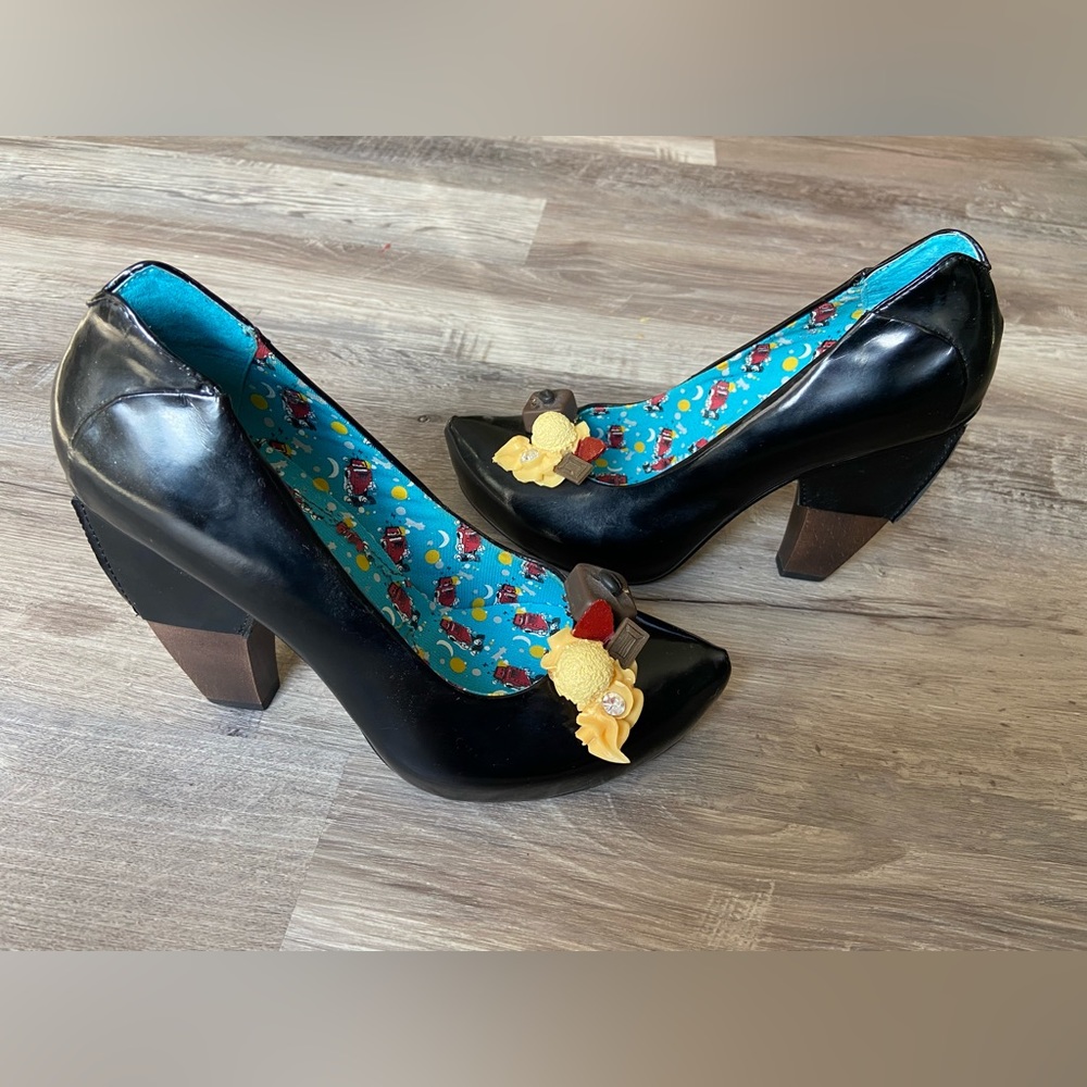 Irregular Choice Chocolate - image 3